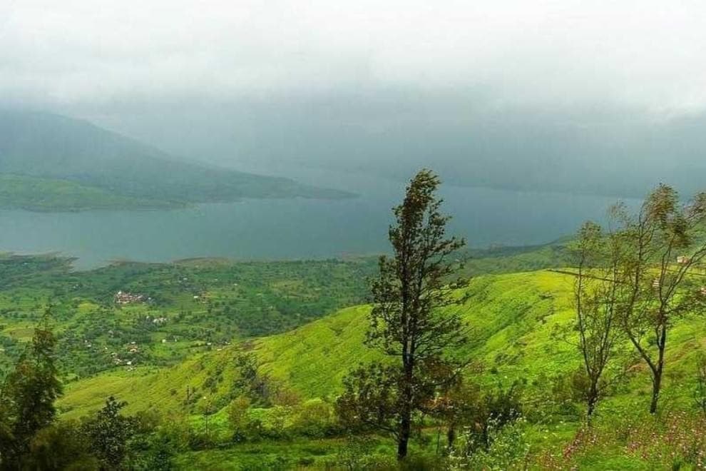 Panchgani, Maharashtra – Strawberry Fields and Hilltop Breezes