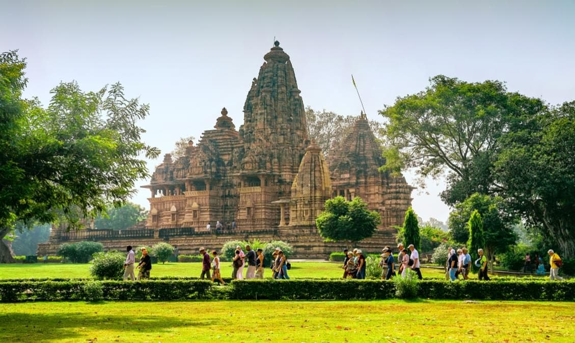 Khajuraho, Madhya Pradesh – Ancient Temples and Stories Etched in Stone