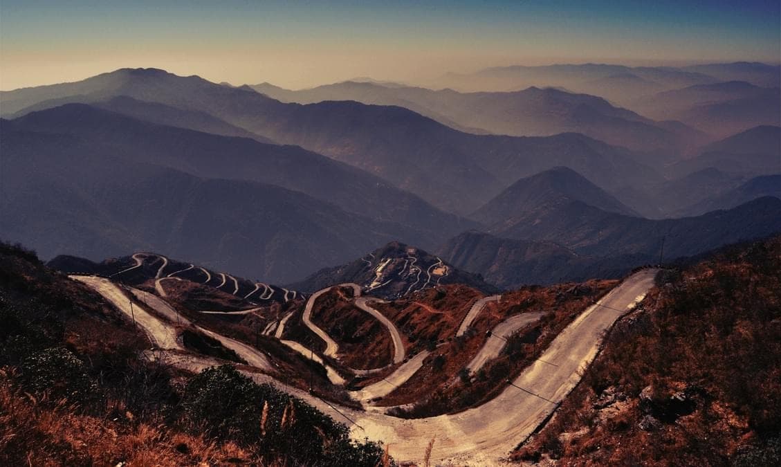 Ride Through the Thrilling Hairpin Bends of Zuluk Loops