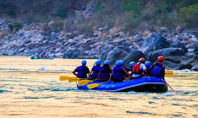 Rishikesh Raft Best Time and Season for Rafting in Rishikesh in 2026