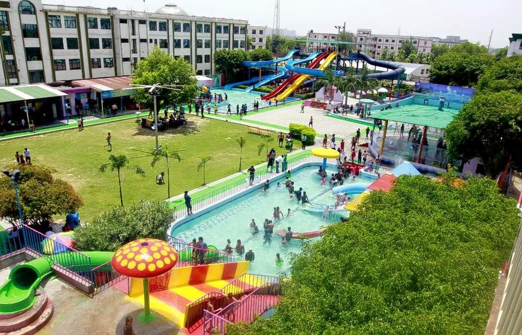 Drizzling Land Water Park