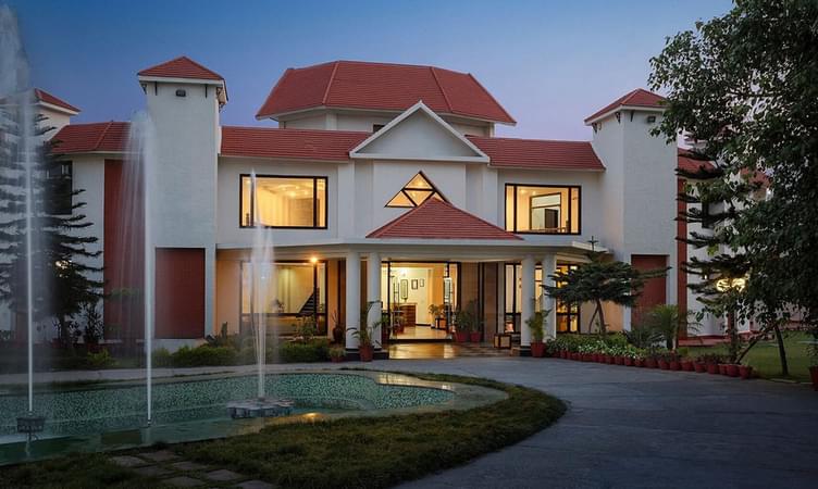 Naturoville Himalayan Wellness Retreat, Rishikesh