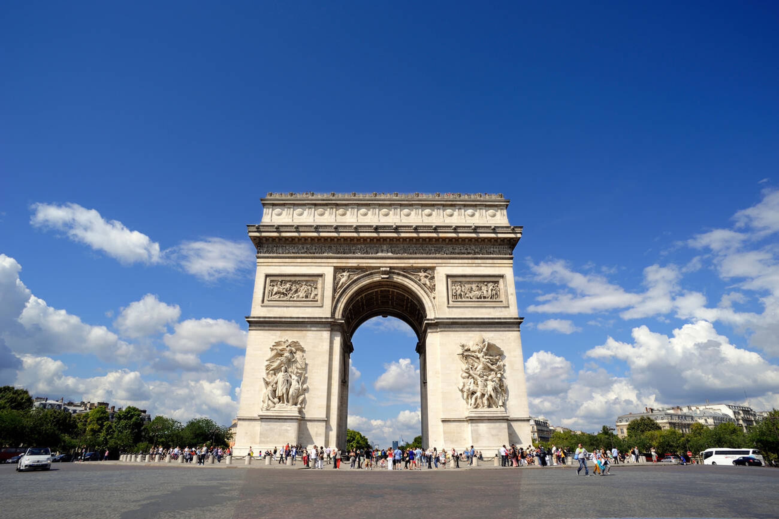 Arc De Triomphe