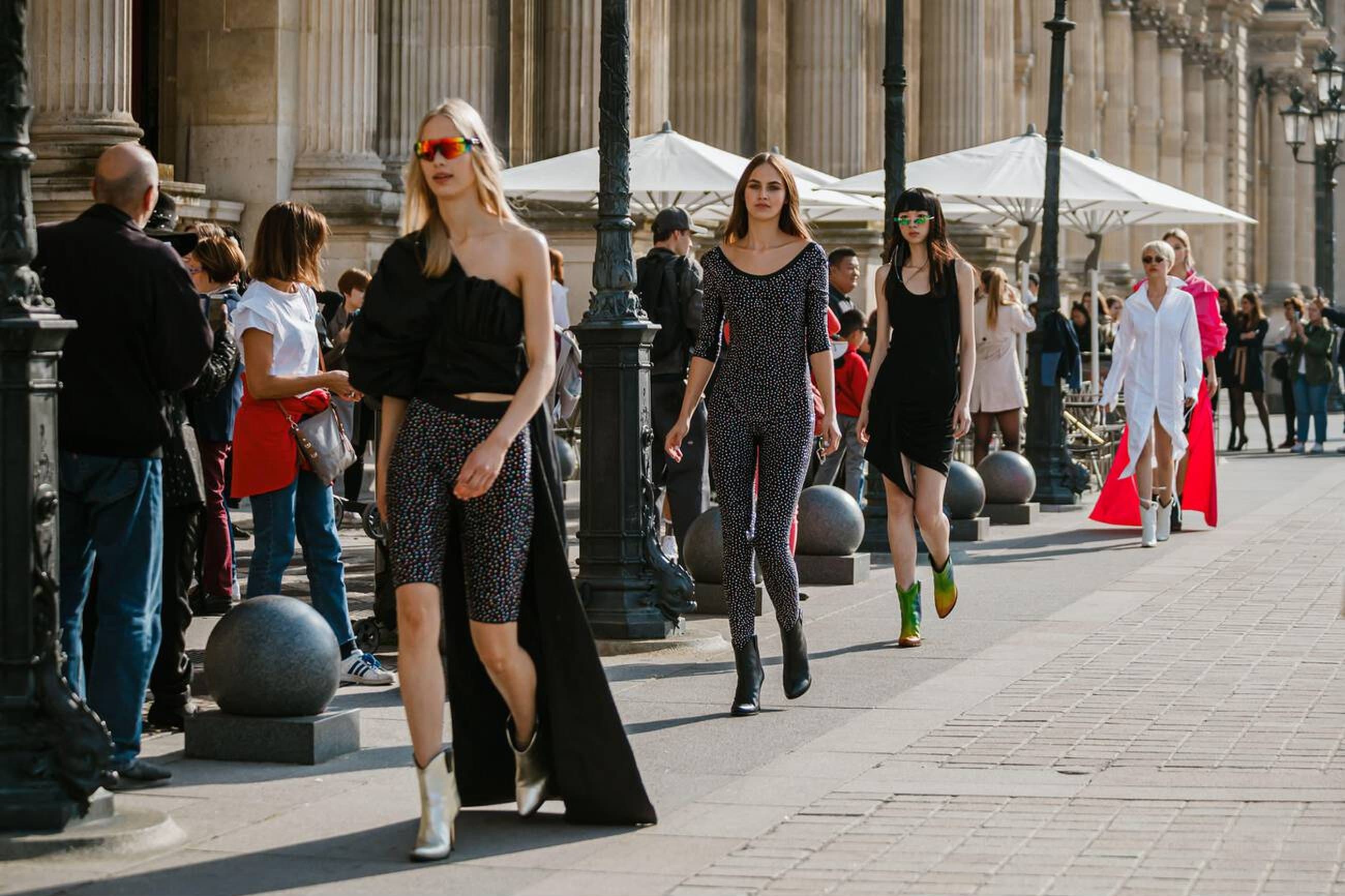 Attend The Paris Fashion Week
