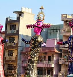 Dussehra in Delhi – Best Places to Celebrate Dussehra in 2025