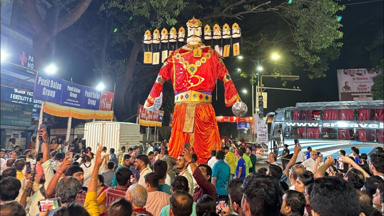 Shri Mahalaxmi Temple, Saras Baug