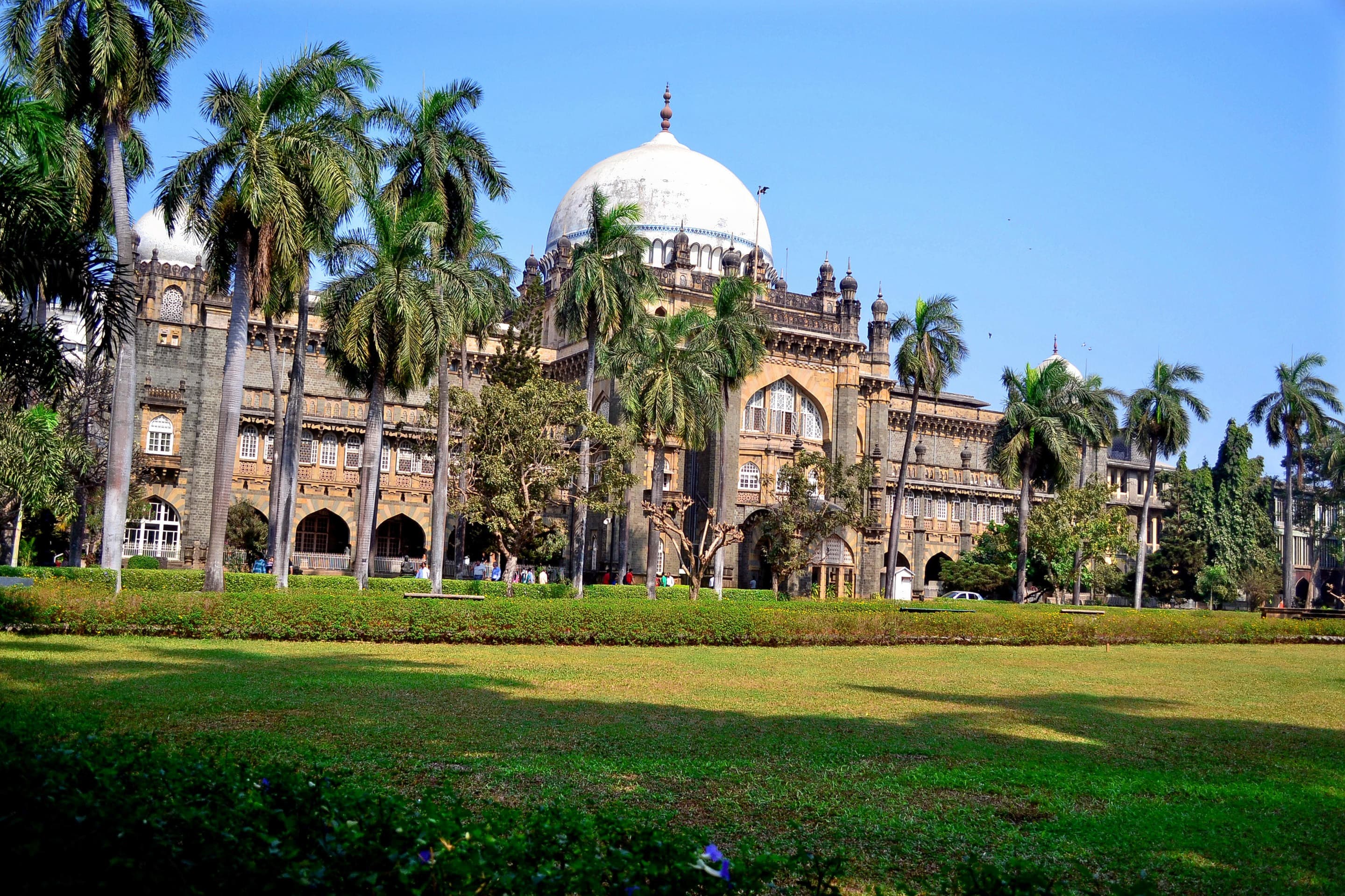 Chhatrapati Shivaji Maharaj Vastu Sangrahalaya & Jehangir Art Gallery