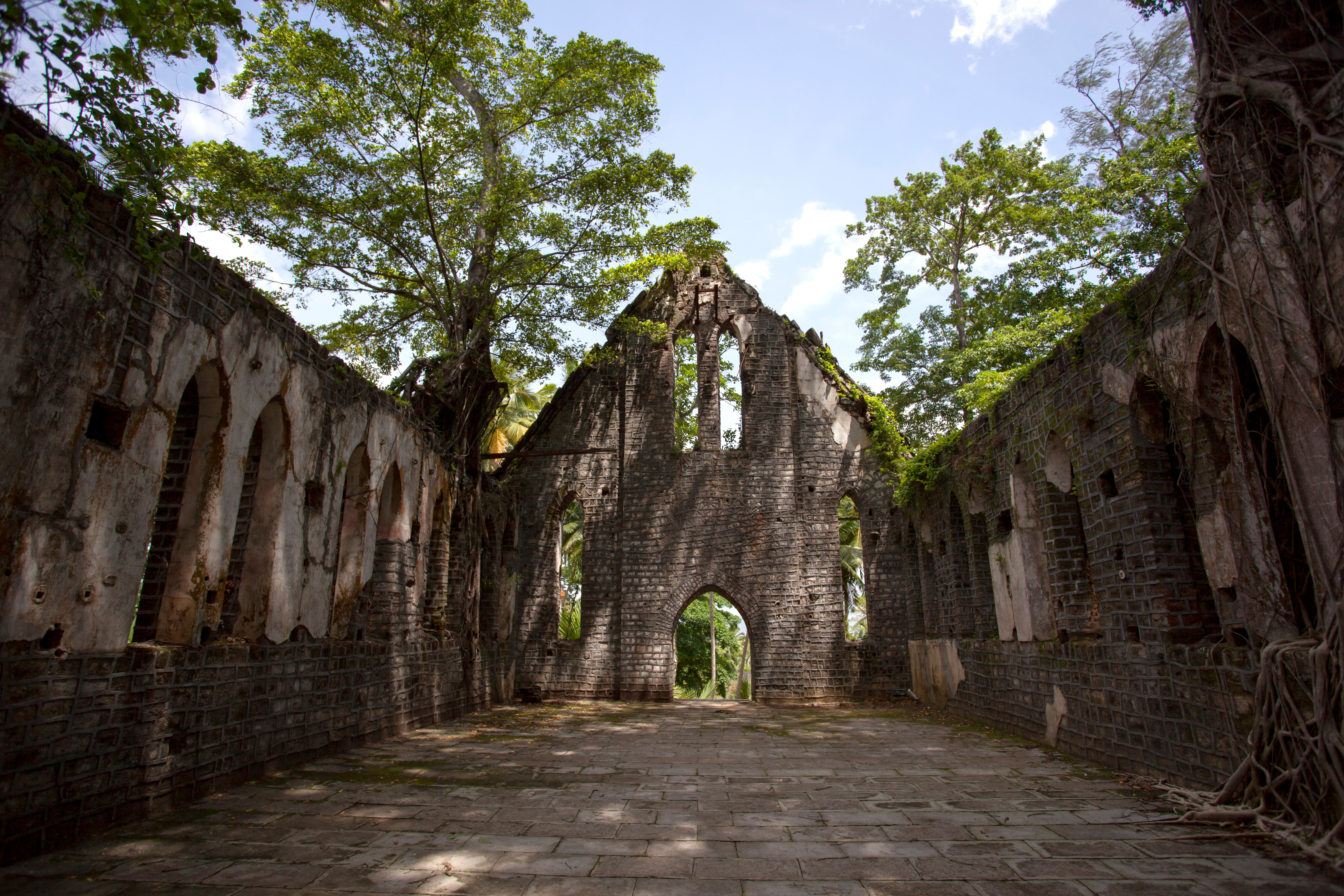 Explore The Ruins Of Ross Island