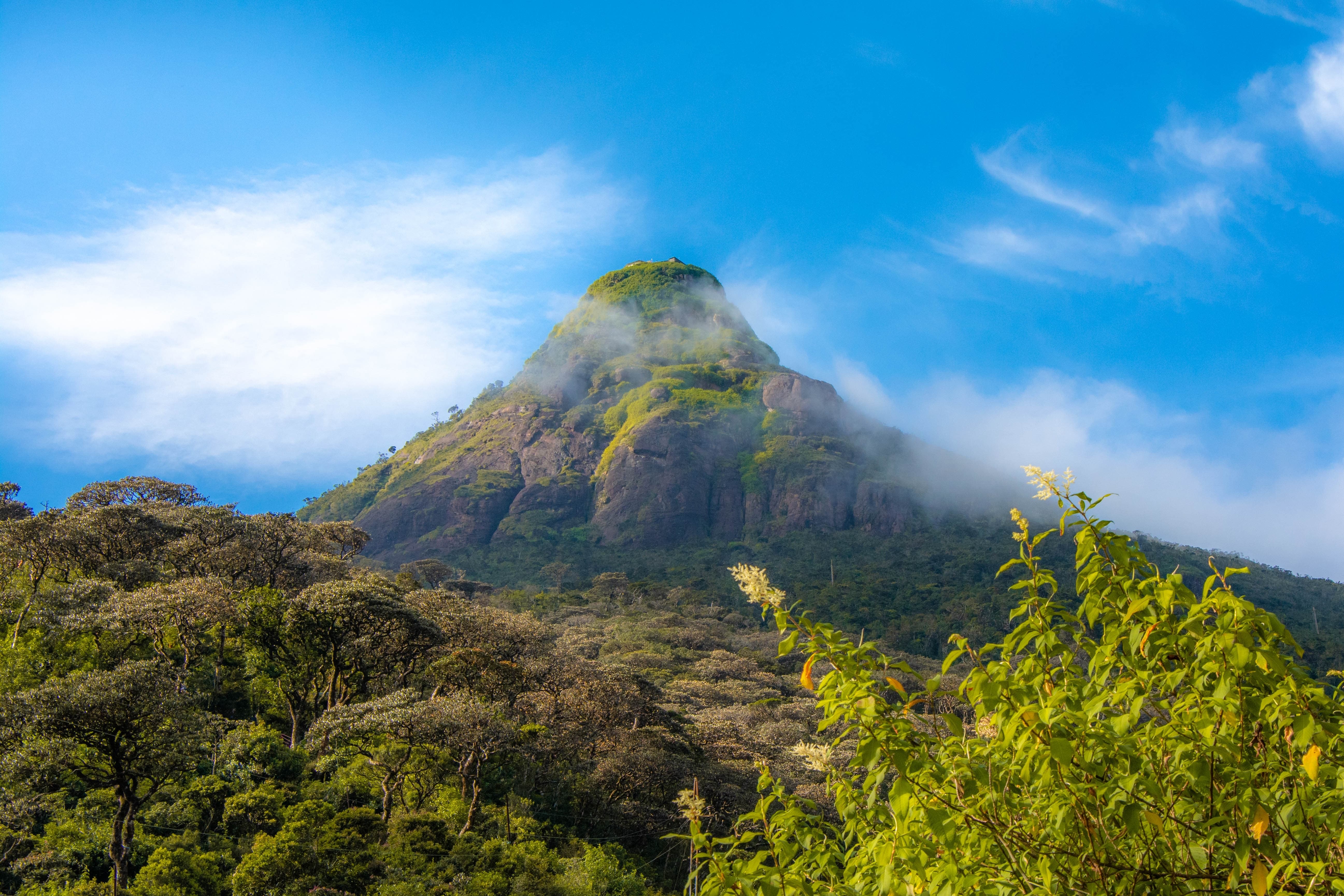 Climb Adam’s Peak – The Sacred Footprint