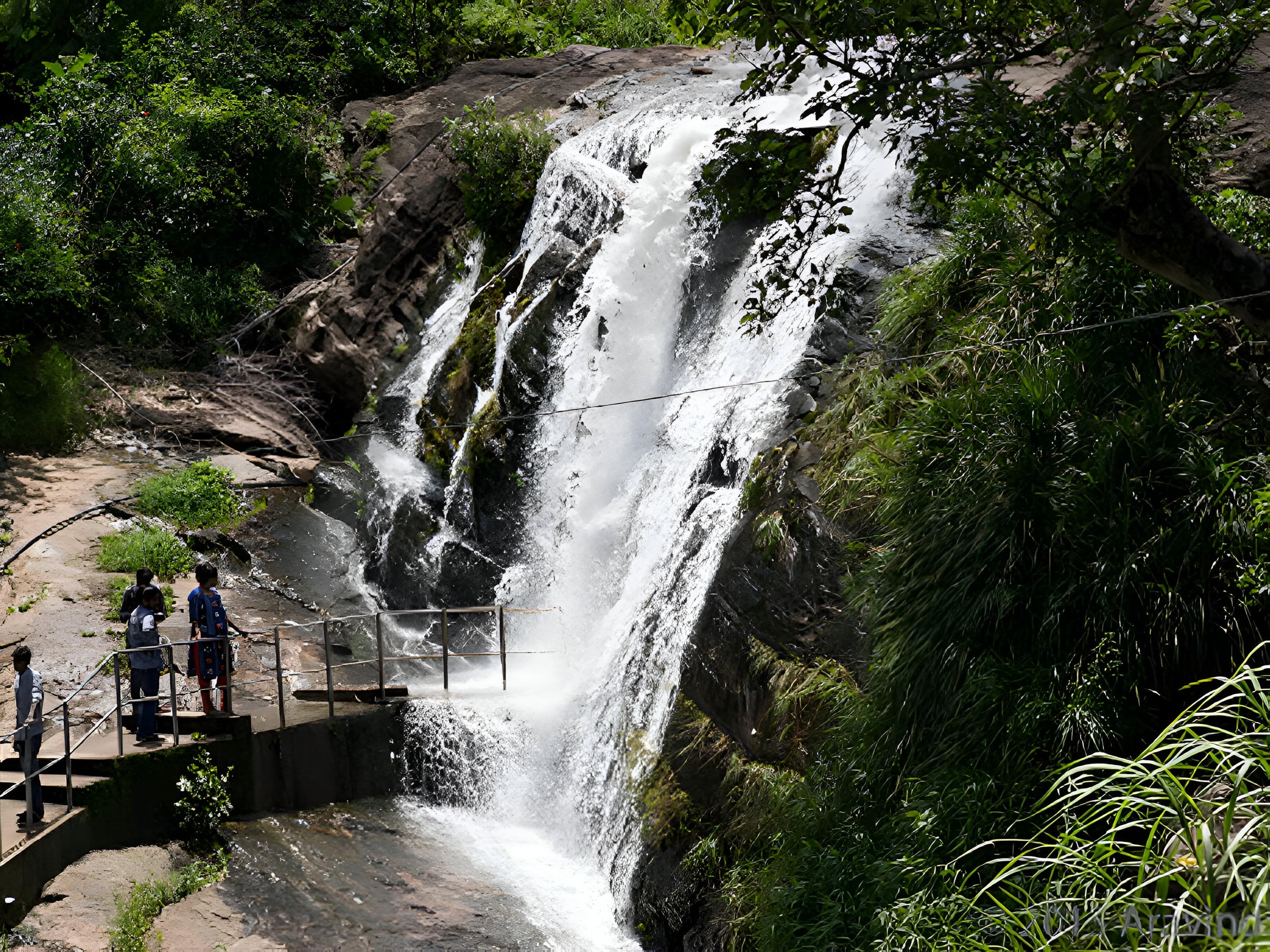 Enjoy Picnicking by the Nyayamakad Waterfalls