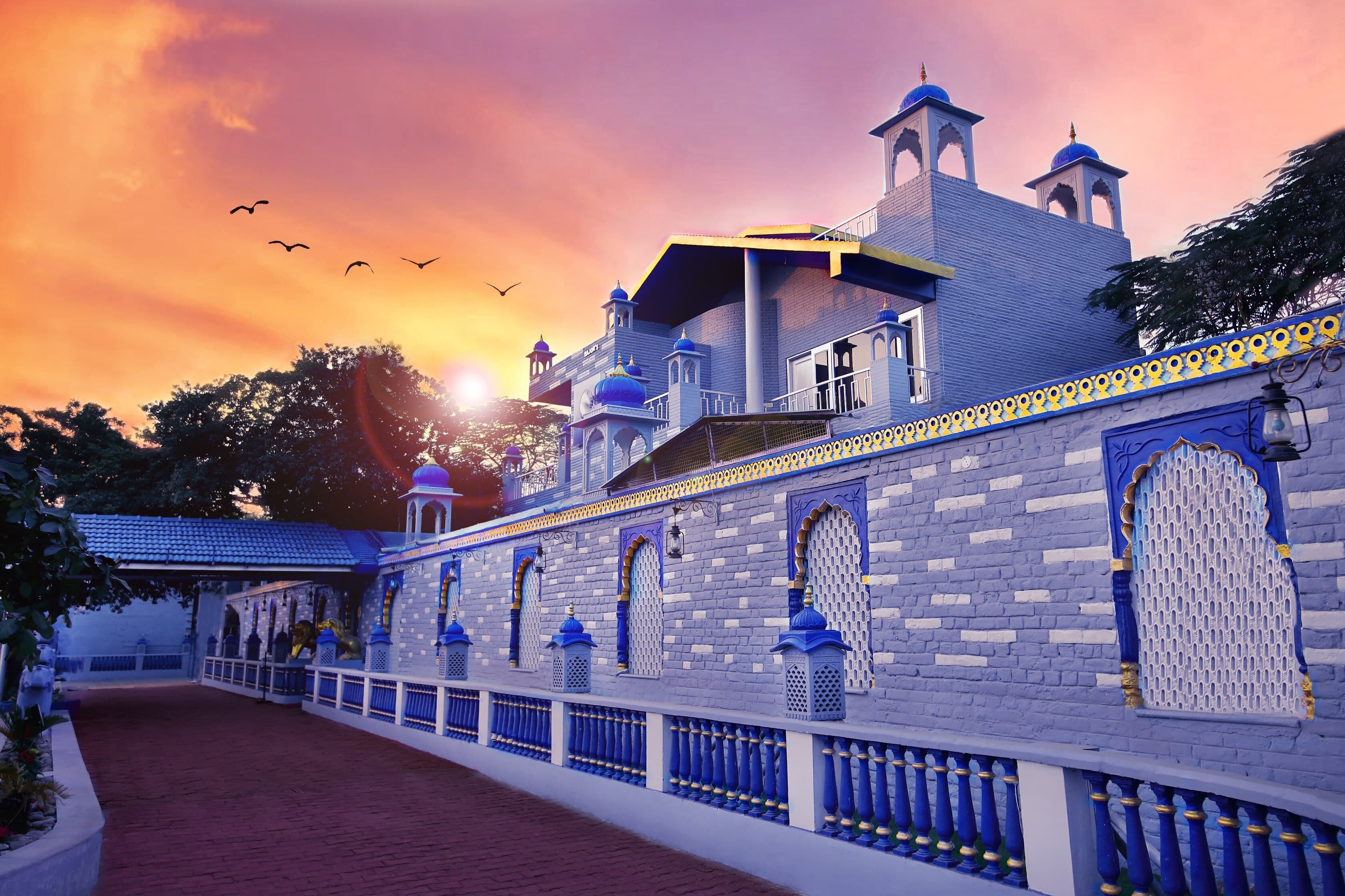 Heritage Village Resort & Spa