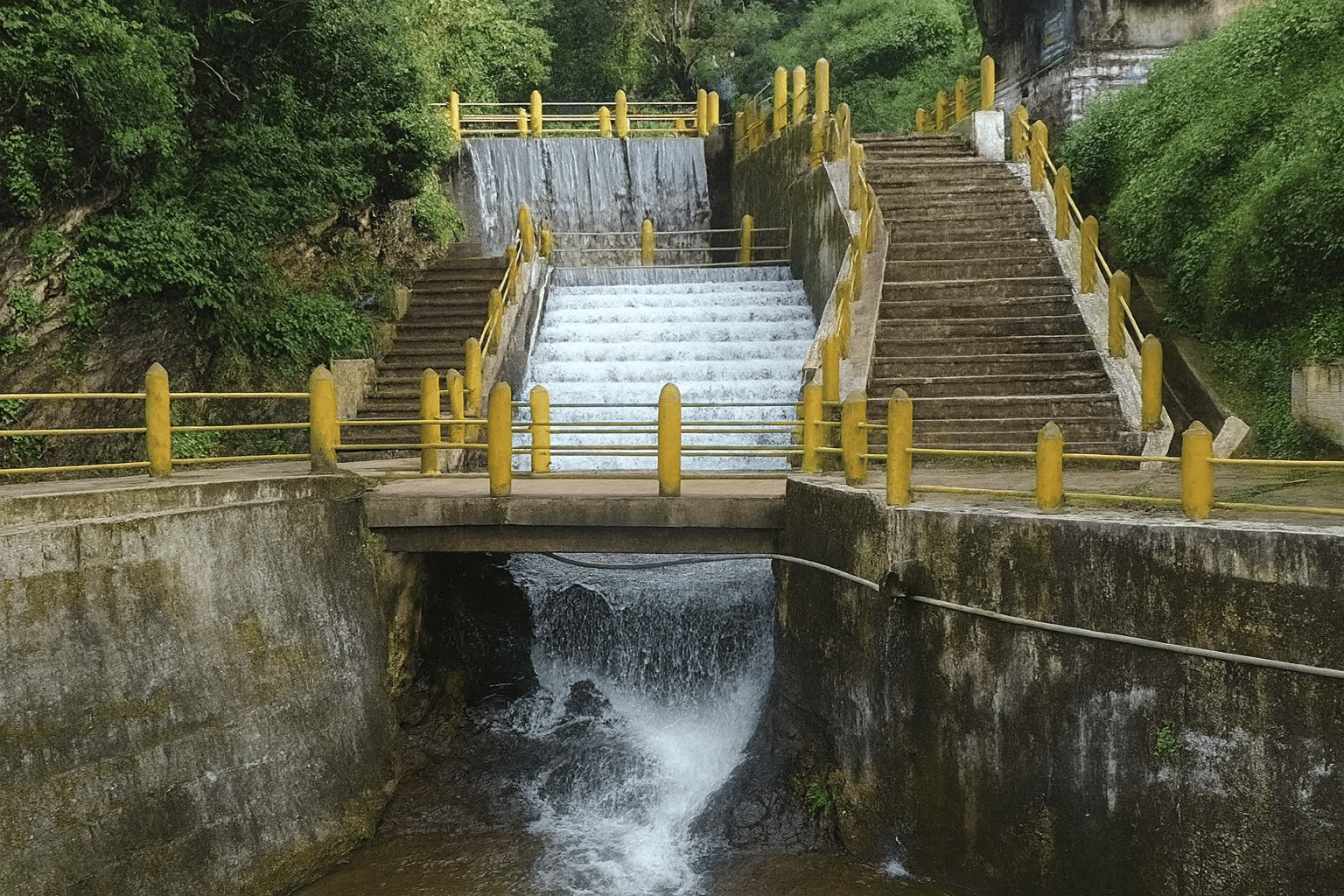 Trek to the Beautiful Honnamana Falls