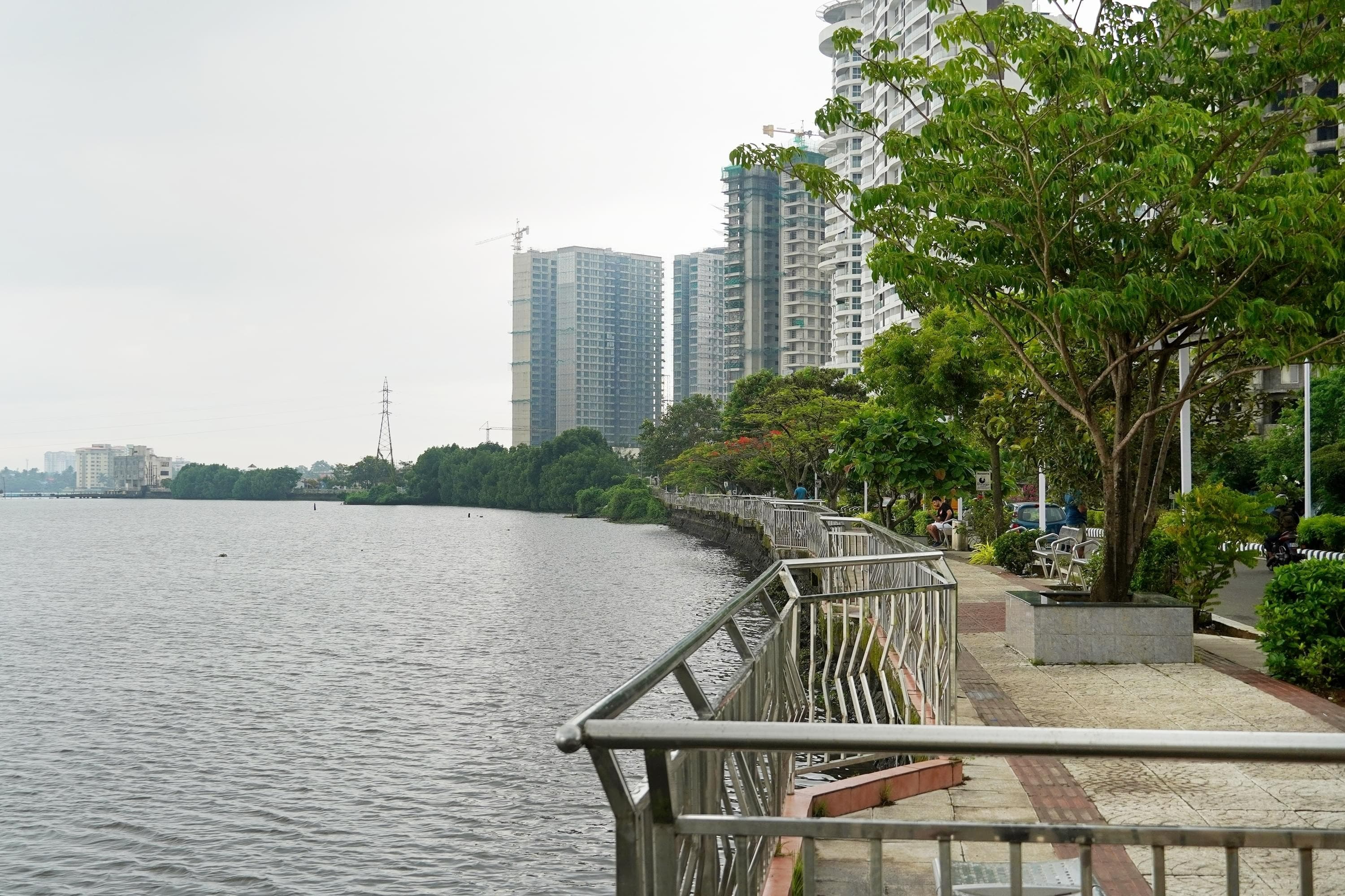 Marine Drive / Queen’s Walk