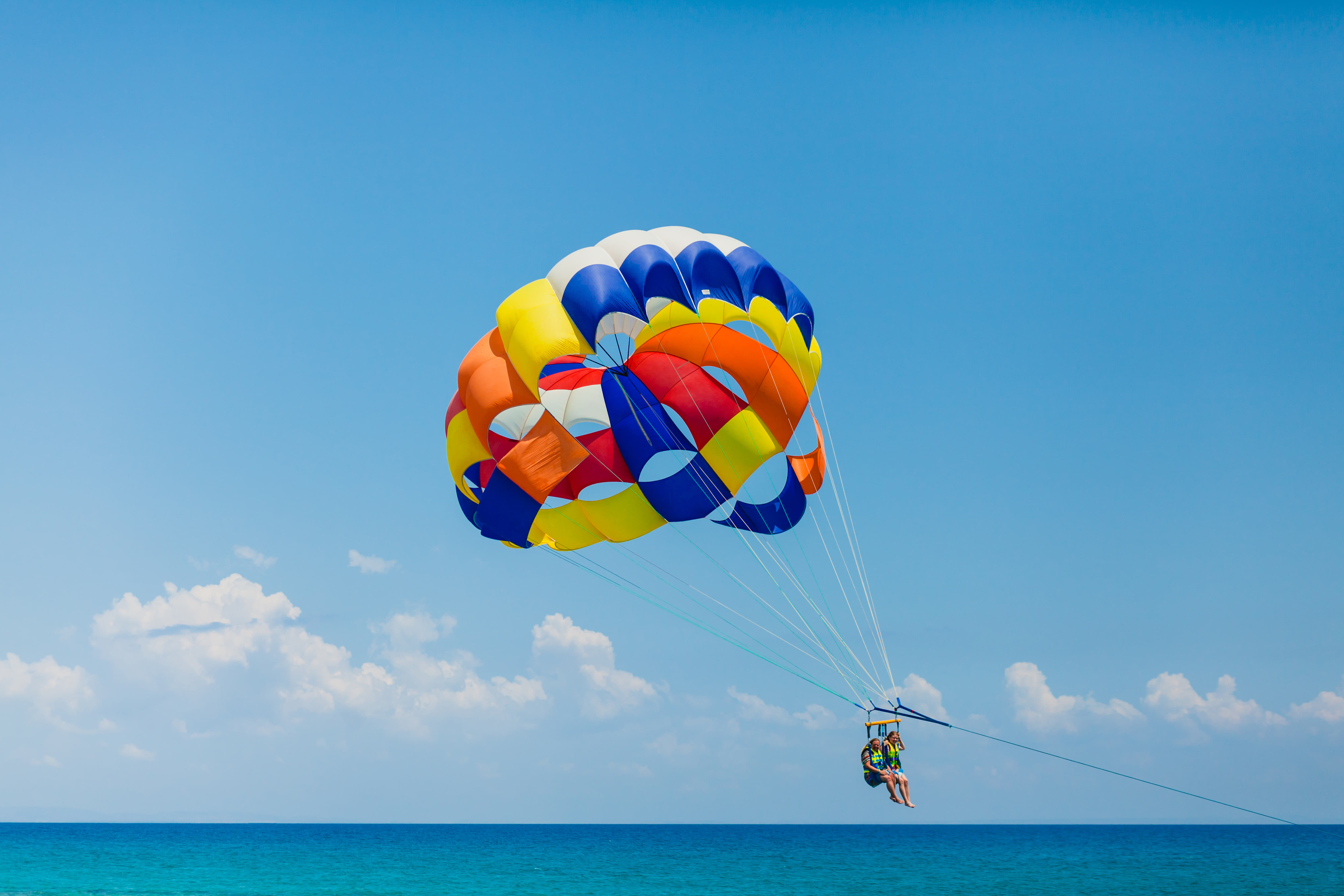 Enjoy Water Sports and Beach Activities in Candolim