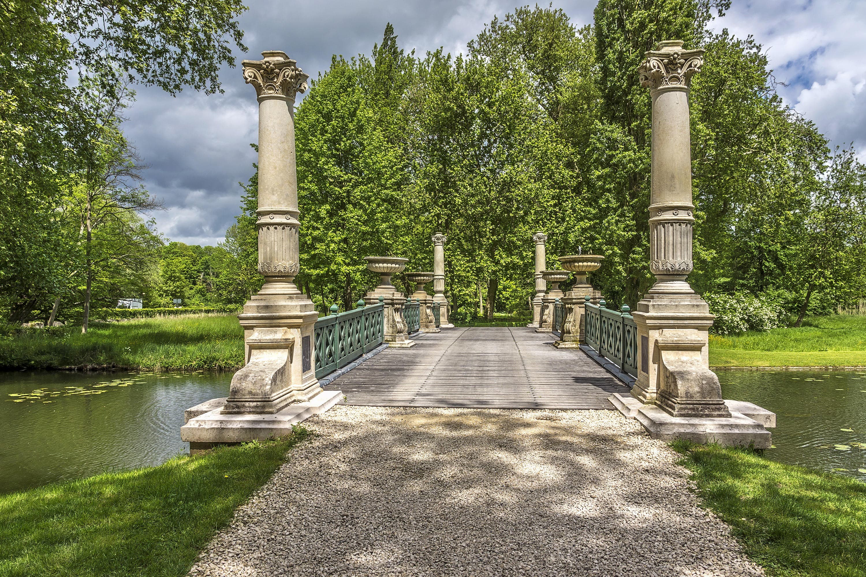 Walk Through the English Garden