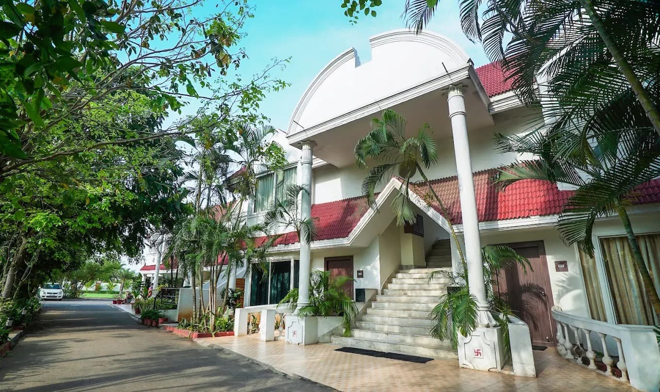 Sai Priya Beach Resort