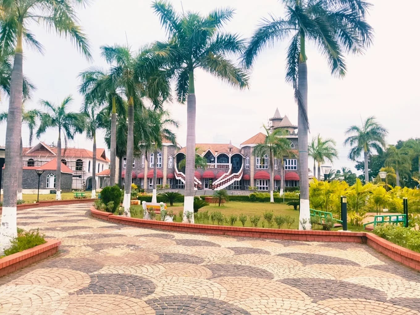 Celebrity Harbour Resort